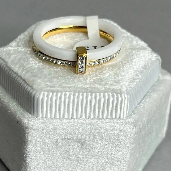 Stainless Steel Ceramic Zircon Gold Plated White Ring - Picture 7 of 8
